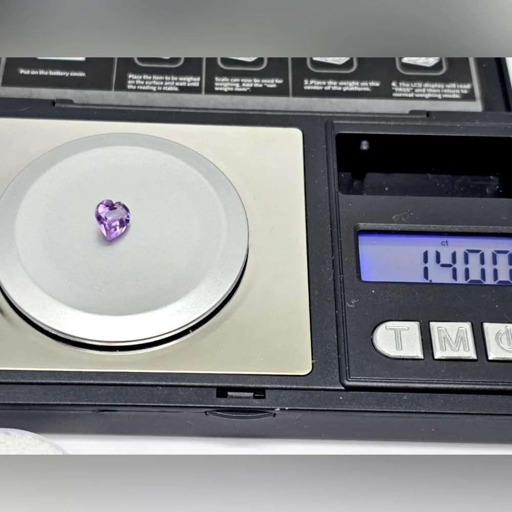 Natural Amethyst Heart Gemstone 1.4ct - Picture 3 of 3